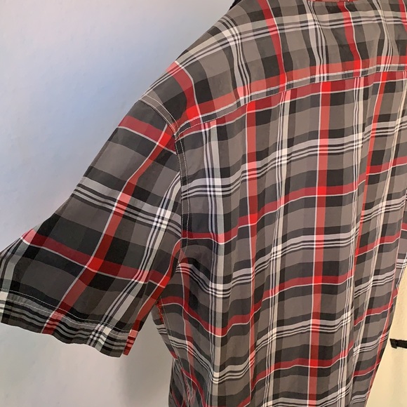 Ecko Unltd Plaid Short Sleeve Button Down Shirt - Picture 8 of 11